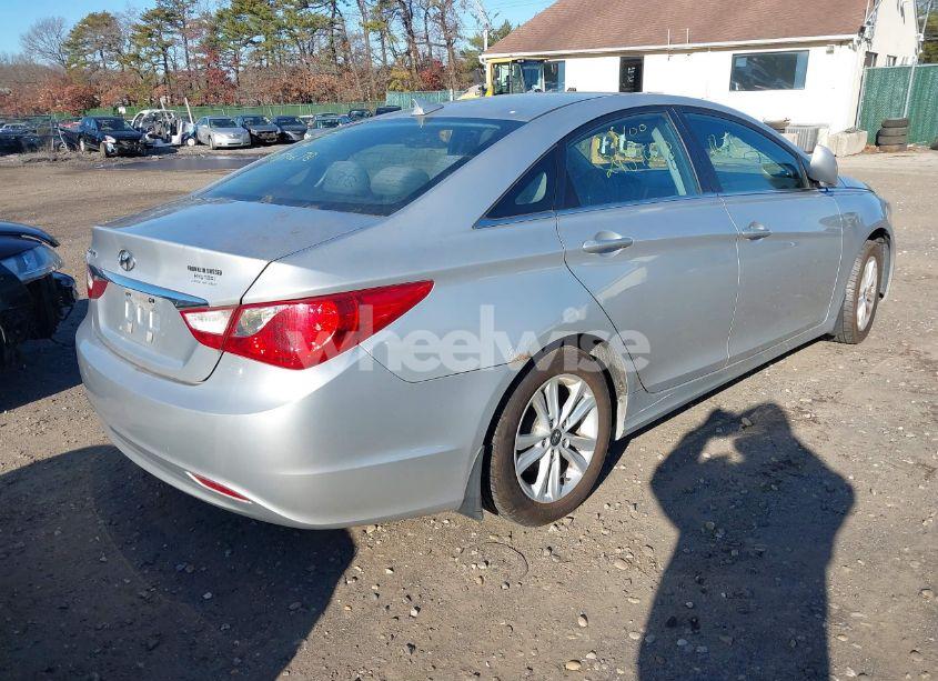 Photo 4 of 2013 Hyundai Sonata GLS (VIN 5NPEB4AC1DH773262)