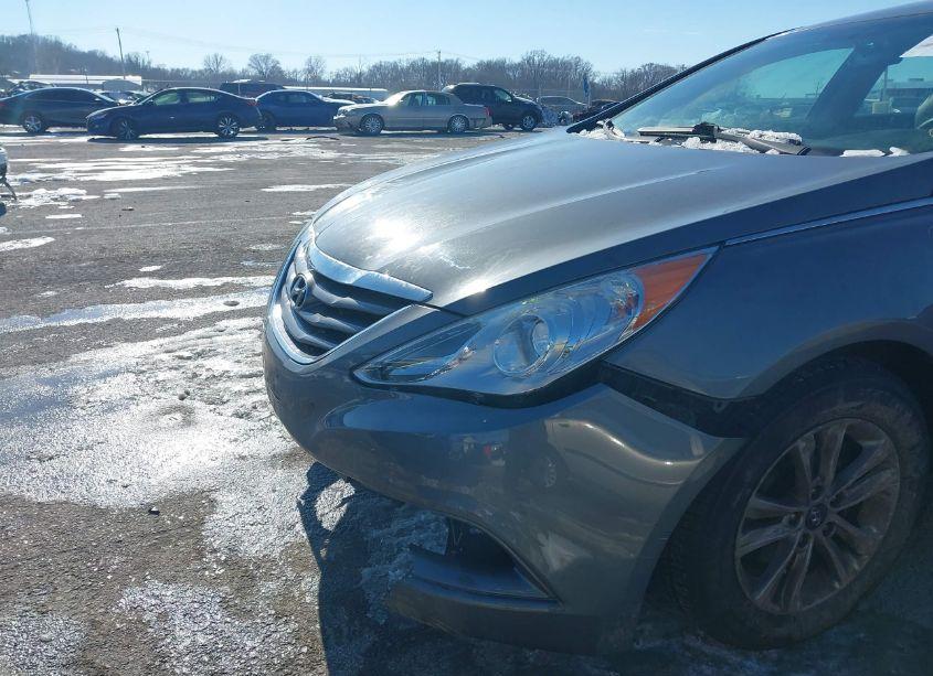 Photo 13 of 2013 Hyundai Sonata GLS (VIN 5NPEB4AC1DH802727)