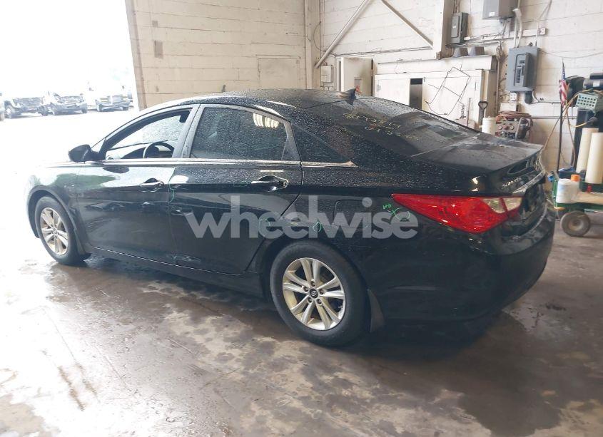 Photo 3 of 2013 Hyundai Sonata GLS (VIN 5NPEB4AC1DH809564)