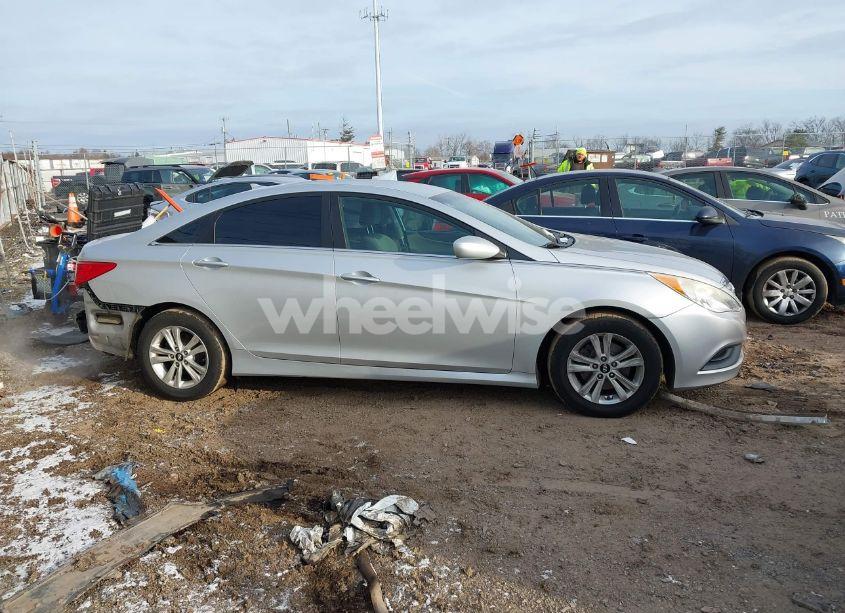 Photo 13 of 2014 Hyundai Sonata GLS (VIN 5NPEB4AC1EH867241)