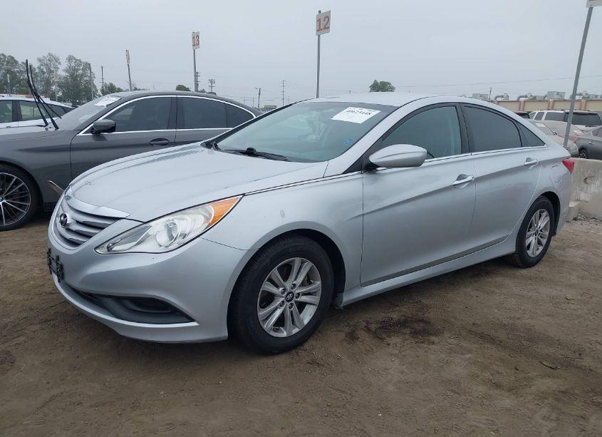 Photo 2 of 2014 Hyundai Sonata GLS (VIN 5NPEB4AC1EH891538)