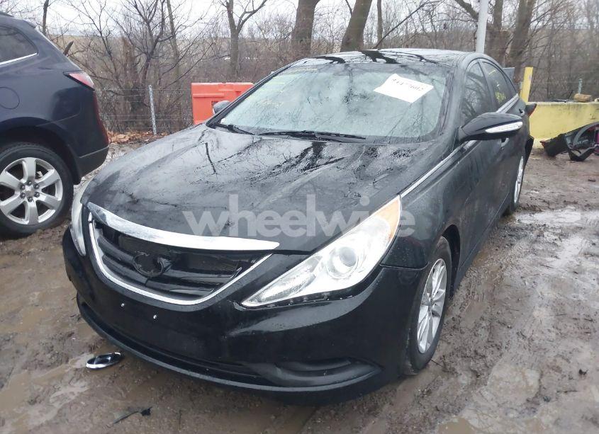 Photo 2 of 2014 Hyundai Sonata GLS (VIN 5NPEB4AC1EH941953)