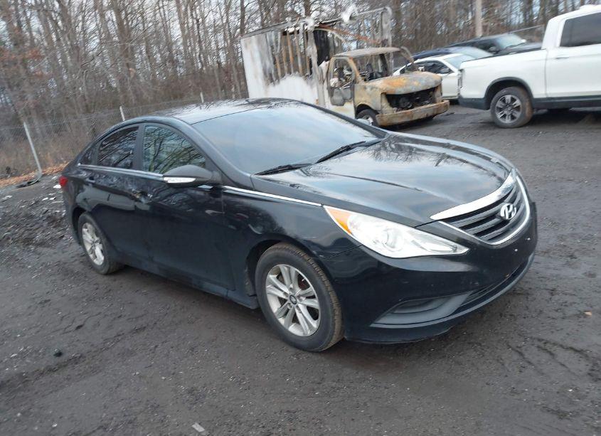 2014 Hyundai Sonata GLS (VIN 5NPEB4AC1EH943427) main photo