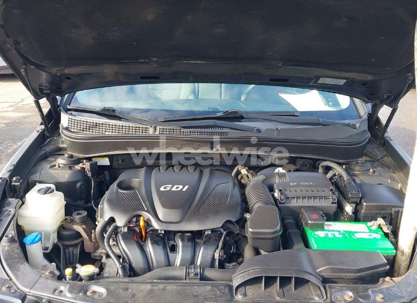 Photo 10 of 2011 Hyundai Sonata GLS (VIN 5NPEB4AC2BH013872)