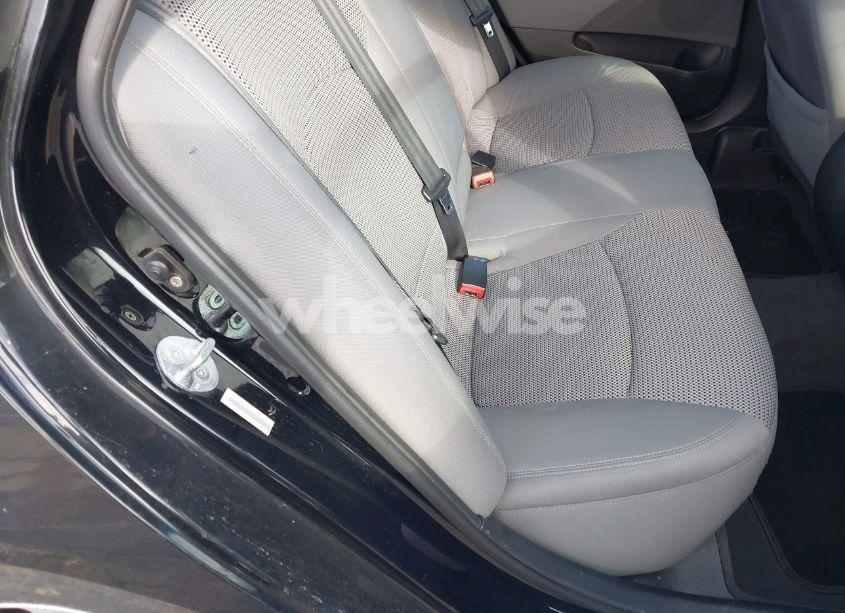 Photo 8 of 2011 Hyundai Sonata GLS (VIN 5NPEB4AC2BH013872)