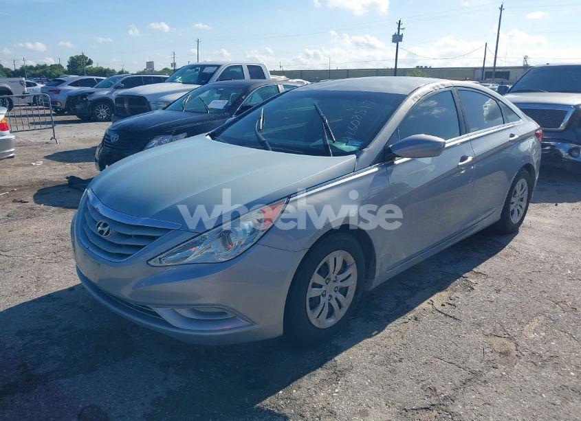 Photo 2 of 2011 Hyundai Sonata GLS (VIN 5NPEB4AC2BH024080)