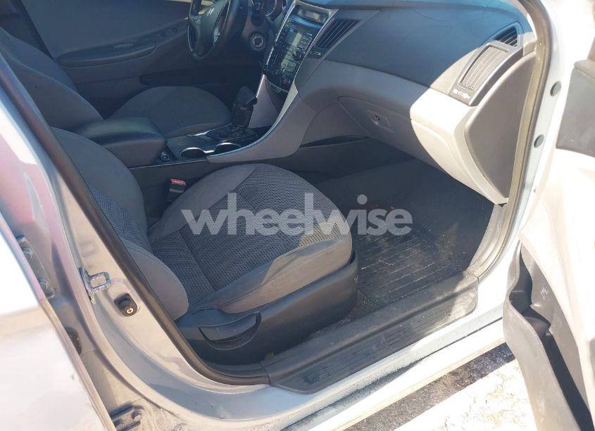 Photo 5 of 2011 Hyundai Sonata GLS (VIN 5NPEB4AC2BH024080)