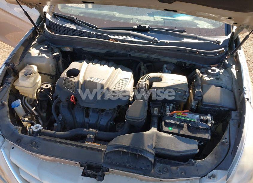 Photo 10 of 2011 Hyundai Sonata GLS (VIN 5NPEB4AC2BH029537)