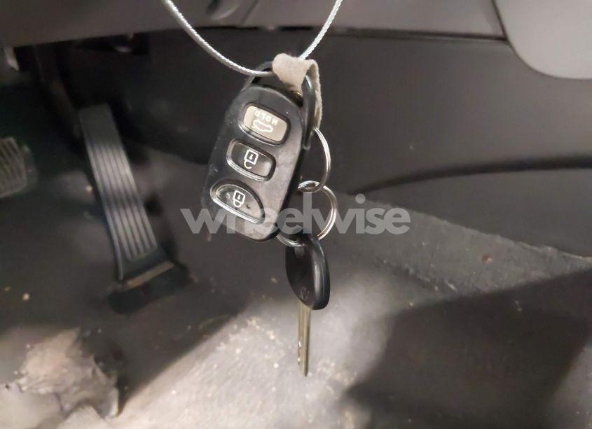 Photo 11 of 2011 Hyundai Sonata GLS (VIN 5NPEB4AC2BH054468)