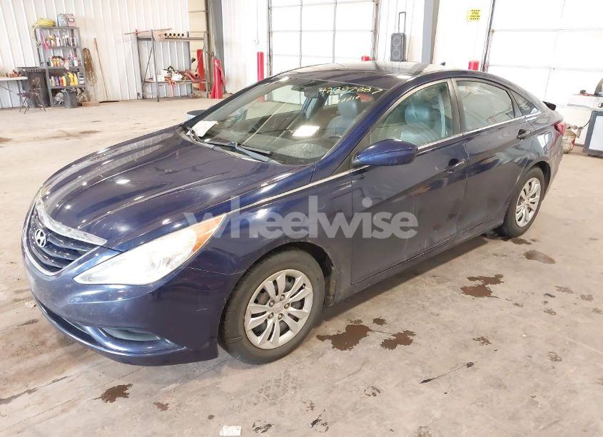 Photo 2 of 2011 Hyundai Sonata GLS (VIN 5NPEB4AC2BH054468)