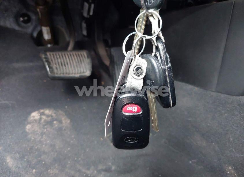 Photo 11 of 2011 Hyundai Sonata GLS (VIN 5NPEB4AC2BH074106)