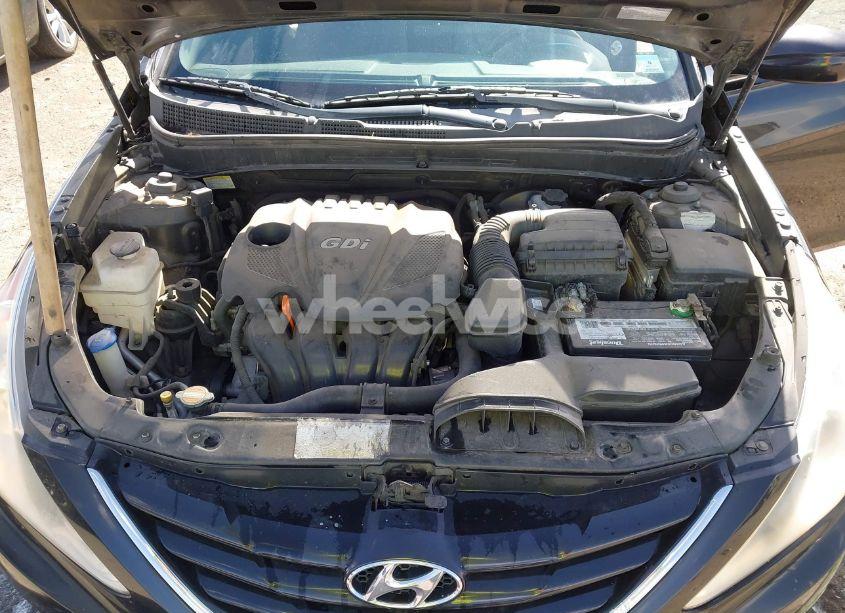 Photo 10 of 2011 Hyundai Sonata GLS (VIN 5NPEB4AC2BH080360)