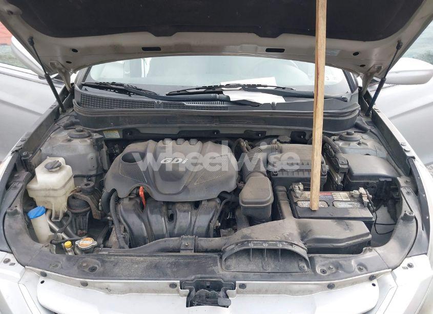 Photo 10 of 2011 Hyundai Sonata GLS (VIN 5NPEB4AC2BH082514)