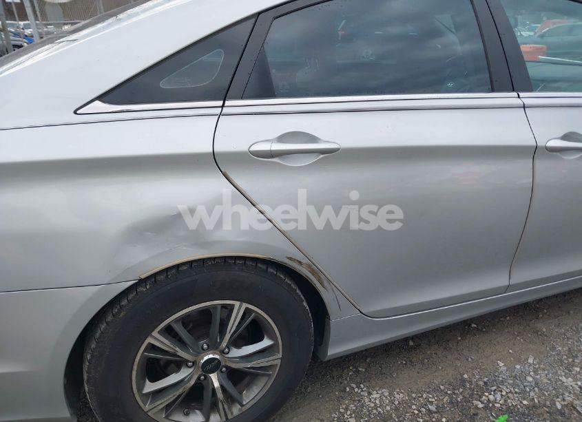 Photo 6 of 2011 Hyundai Sonata GLS (VIN 5NPEB4AC2BH082514)