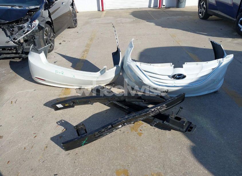 Photo 12 of 2011 Hyundai Sonata GLS (VIN 5NPEB4AC2BH107721)