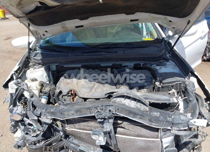 Photo 10 of 2011 Hyundai Sonata GLS (VIN 5NPEB4AC2BH149550)