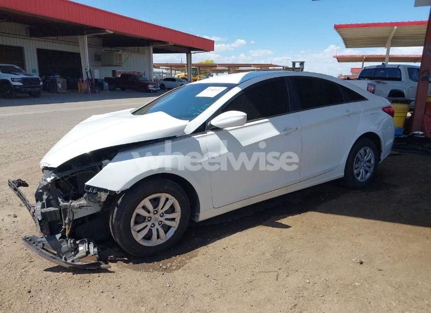 Photo 2 of 2011 Hyundai Sonata GLS (VIN 5NPEB4AC2BH149550)