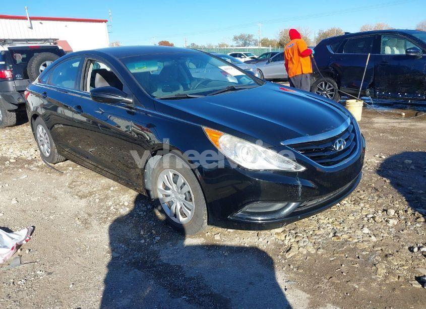 2011 Hyundai Sonata GLS (VIN 5NPEB4AC2BH165831) main photo