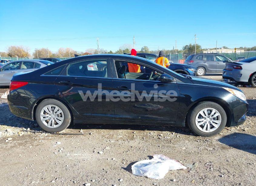 Photo 13 of 2011 Hyundai Sonata GLS (VIN 5NPEB4AC2BH165831)