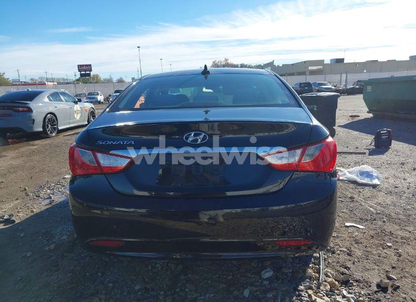 Photo 16 of 2011 Hyundai Sonata GLS (VIN 5NPEB4AC2BH165831)