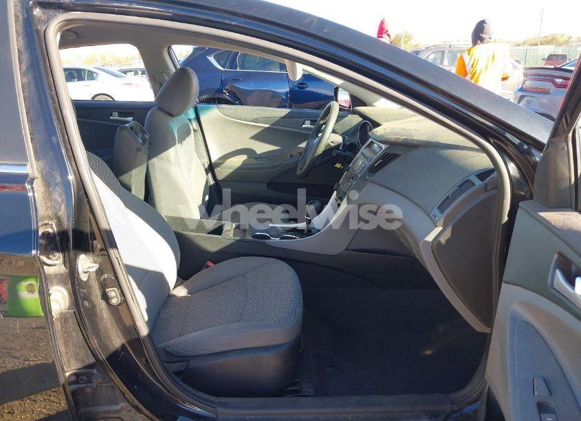 Photo 5 of 2011 Hyundai Sonata GLS (VIN 5NPEB4AC2BH165831)