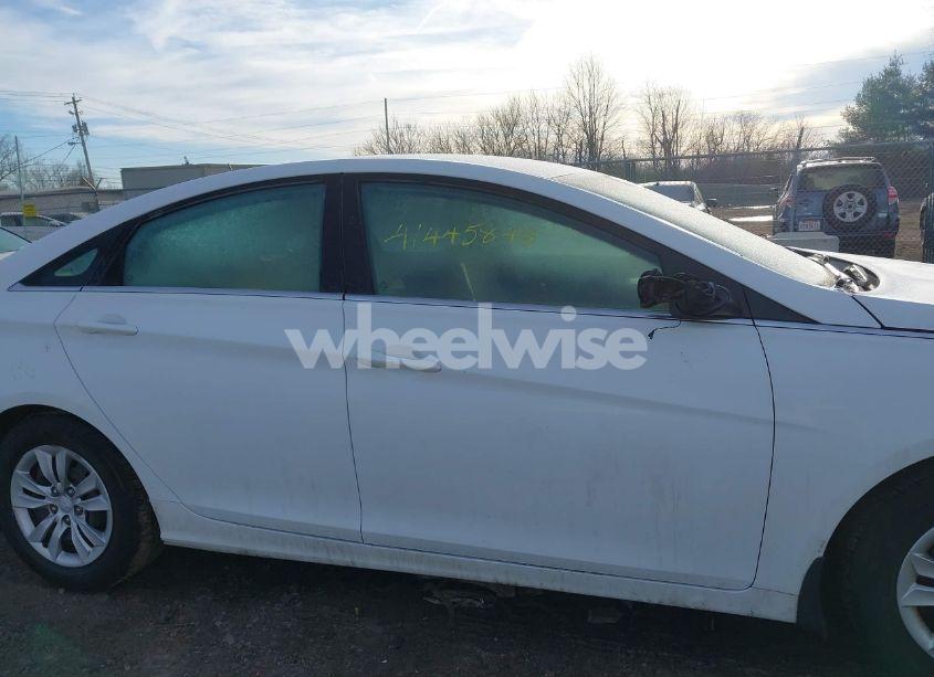 Photo 13 of 2011 Hyundai Sonata GLS (VIN 5NPEB4AC2BH172827)