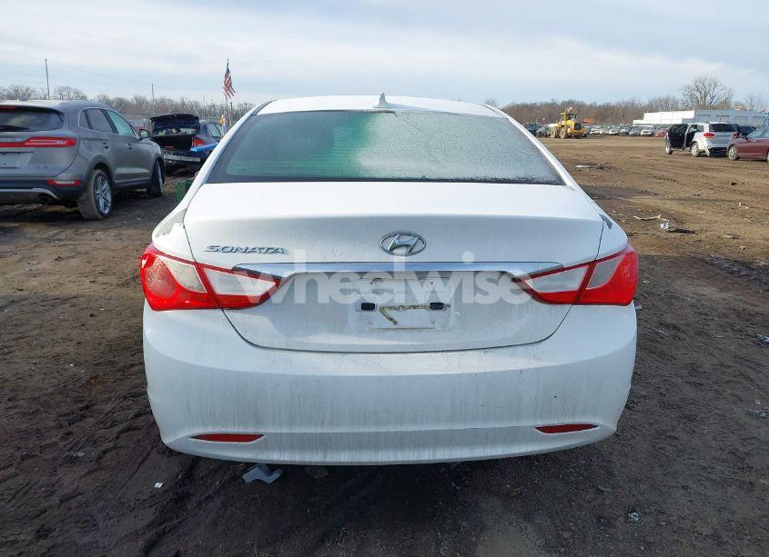 Photo 16 of 2011 Hyundai Sonata GLS (VIN 5NPEB4AC2BH172827)