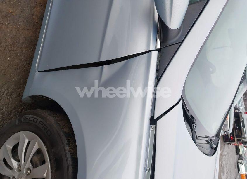 Photo 16 of 2011 Hyundai Sonata GLS (VIN 5NPEB4AC2BH175078)