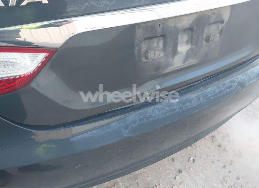 Photo 13 of 2011 Hyundai Sonata GLS (VIN 5NPEB4AC2BH184640)