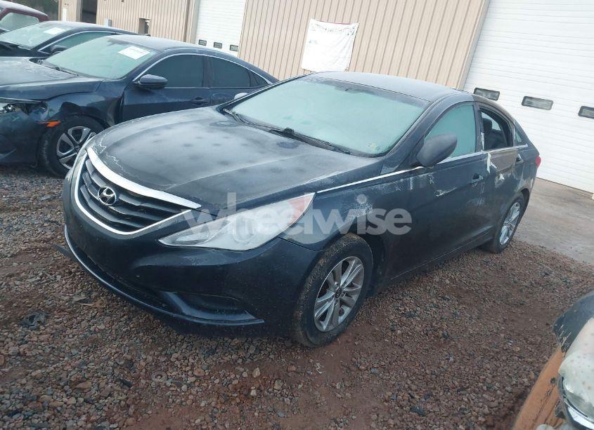 Photo 2 of 2011 Hyundai Sonata GLS (VIN 5NPEB4AC2BH184640)