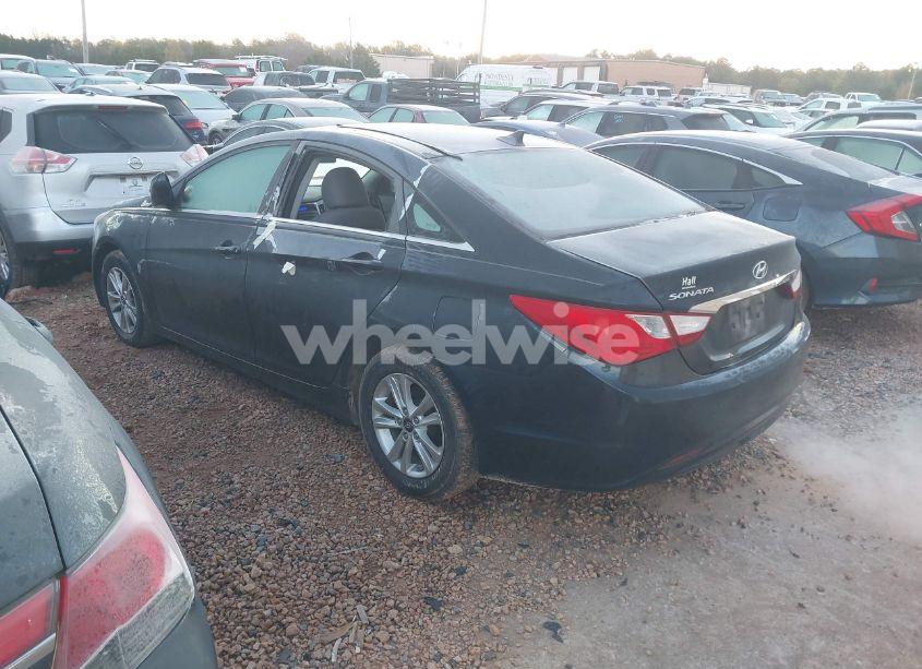 Photo 3 of 2011 Hyundai Sonata GLS (VIN 5NPEB4AC2BH184640)