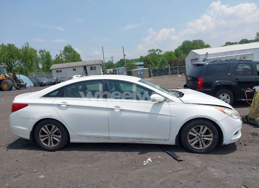 Photo 13 of 2011 Hyundai Sonata GLS (VIN 5NPEB4AC2BH184931)