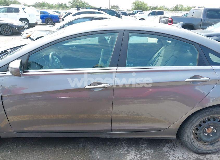 Photo 15 of 2011 Hyundai Sonata GLS (VIN 5NPEB4AC2BH188641)