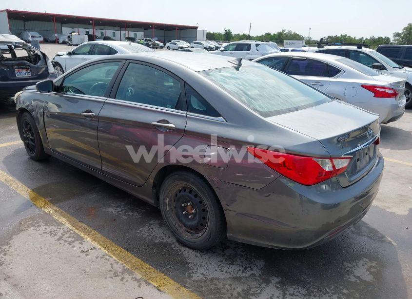 Photo 3 of 2011 Hyundai Sonata GLS (VIN 5NPEB4AC2BH188641)