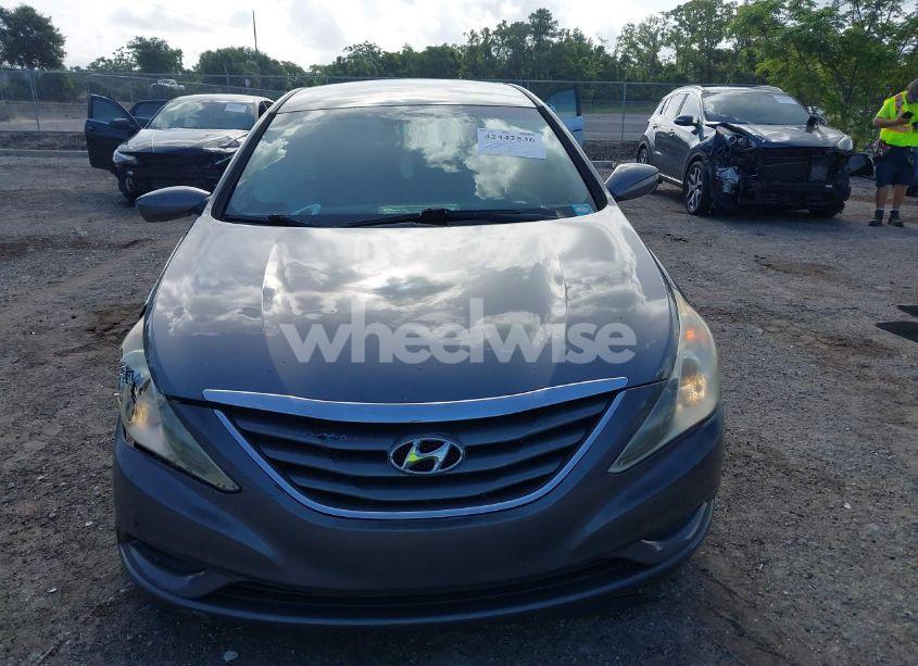 Photo 12 of 2011 Hyundai Sonata GLS (VIN 5NPEB4AC2BH197842)