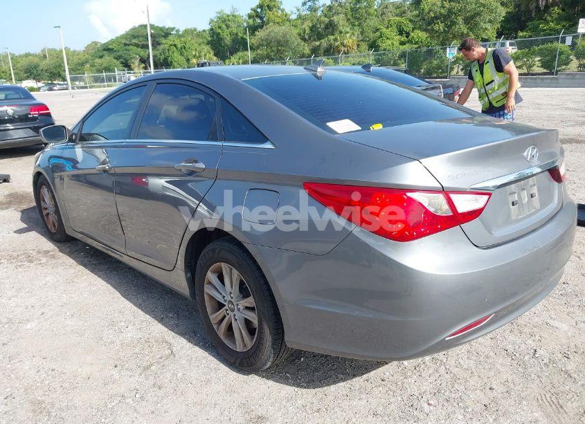 Photo 3 of 2011 Hyundai Sonata GLS (VIN 5NPEB4AC2BH197842)