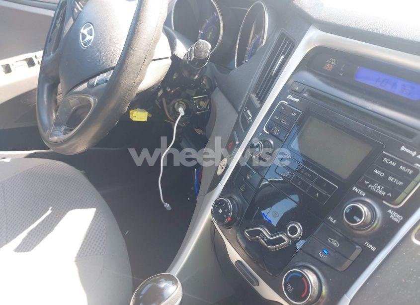 Photo 13 of 2011 Hyundai Sonata GLS (VIN 5NPEB4AC2BH207253)