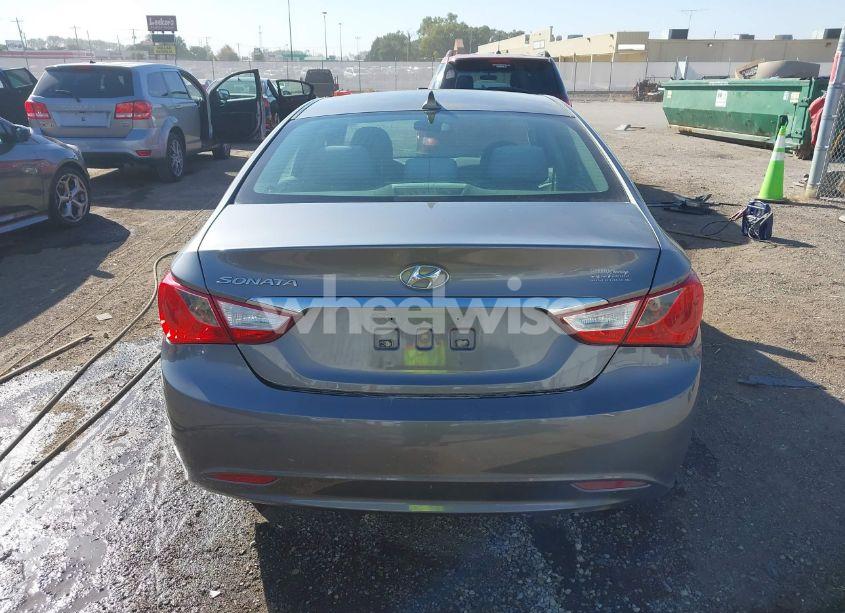 Photo 17 of 2011 Hyundai Sonata GLS (VIN 5NPEB4AC2BH223081)