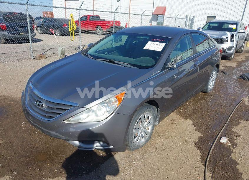 Photo 2 of 2011 Hyundai Sonata GLS (VIN 5NPEB4AC2BH223081)