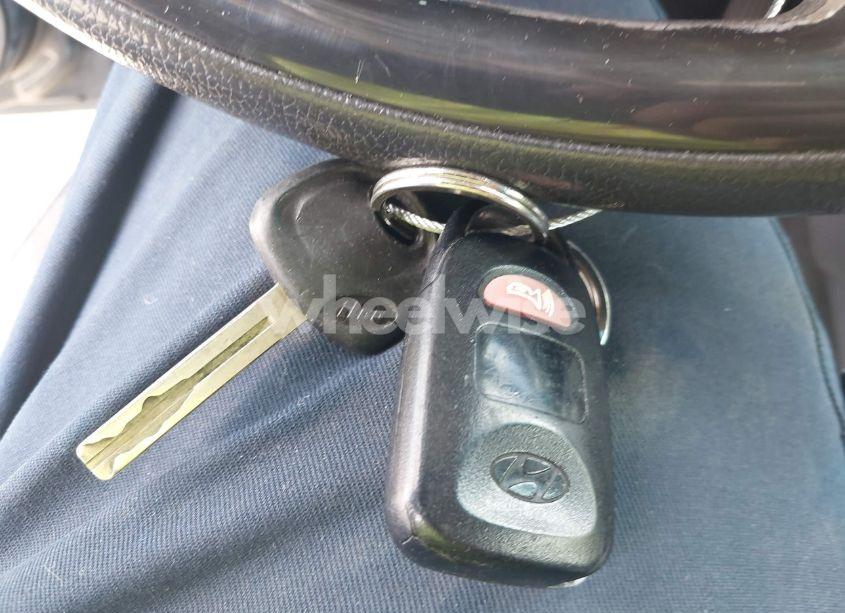 Photo 11 of 2011 Hyundai Sonata GLS (VIN 5NPEB4AC2BH255013)