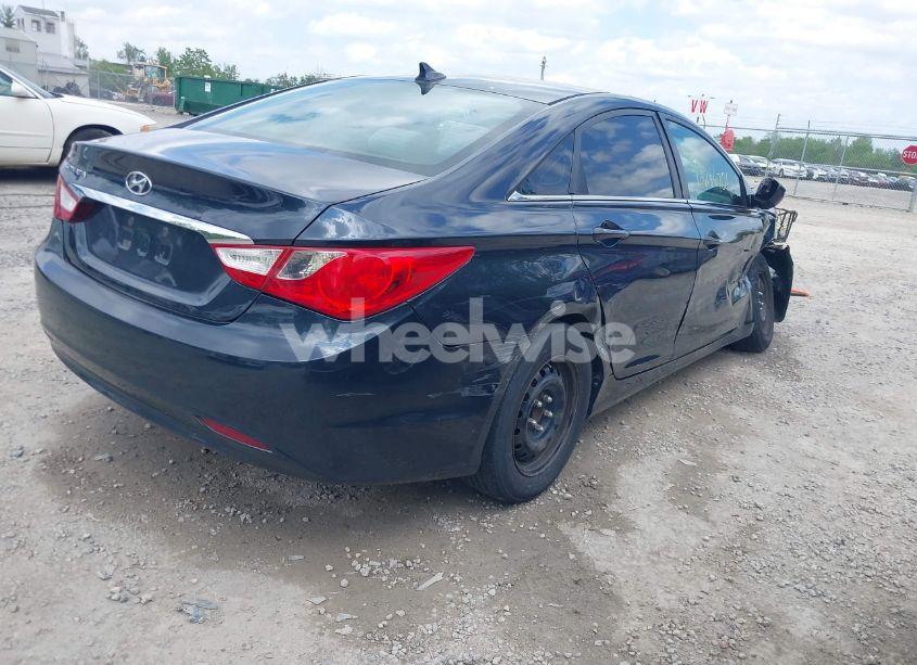 Photo 4 of 2011 Hyundai Sonata GLS (VIN 5NPEB4AC2BH255013)