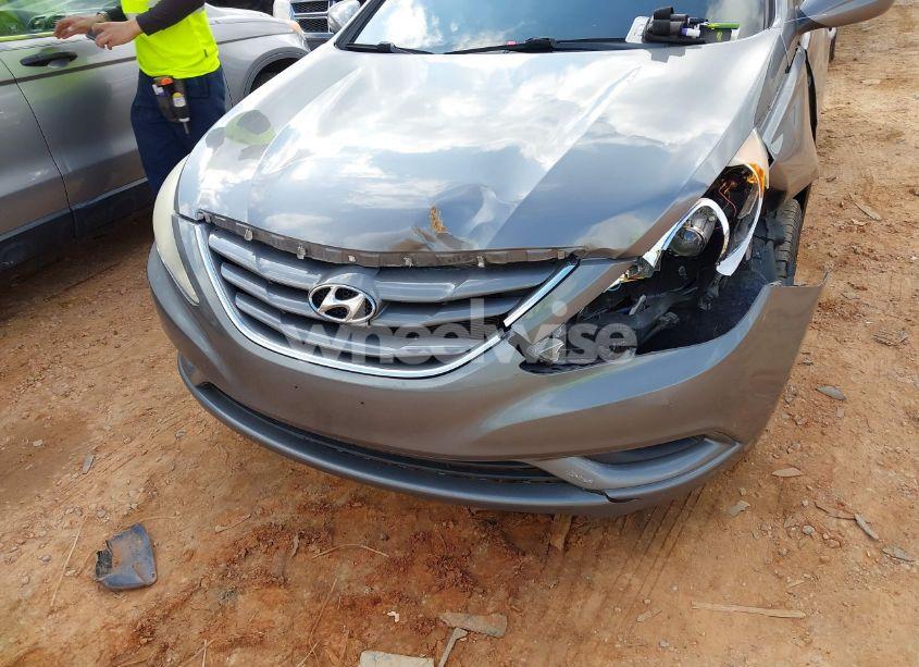 Photo 12 of 2011 Hyundai Sonata GLS (VIN 5NPEB4AC2BH290134)