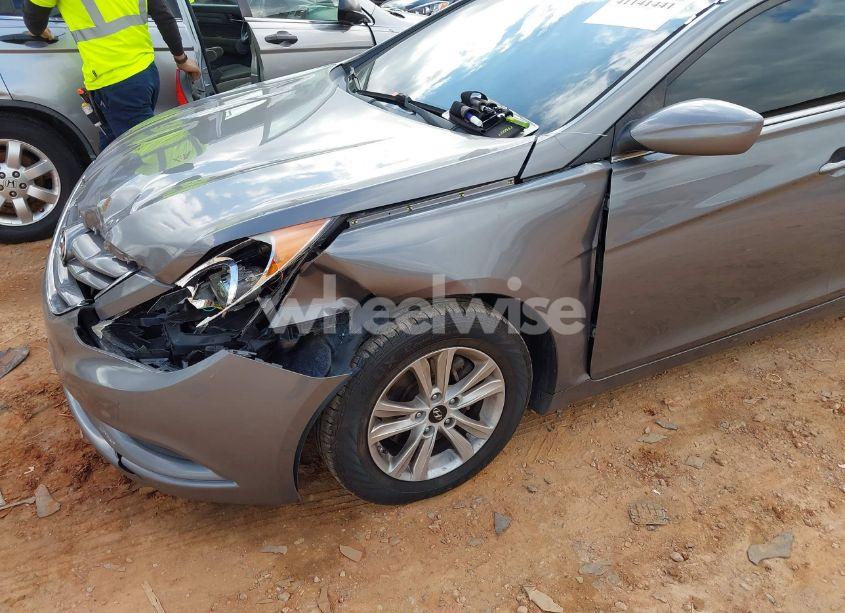 Photo 13 of 2011 Hyundai Sonata GLS (VIN 5NPEB4AC2BH290134)