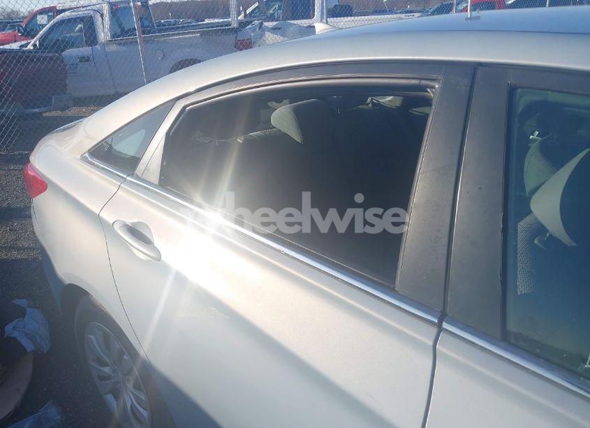 Photo 12 of 2012 Hyundai Sonata GLS (VIN 5NPEB4AC2CH318936)