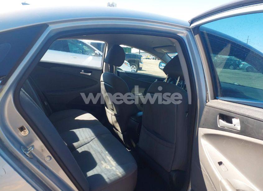 Photo 8 of 2012 Hyundai Sonata GLS (VIN 5NPEB4AC2CH325305)