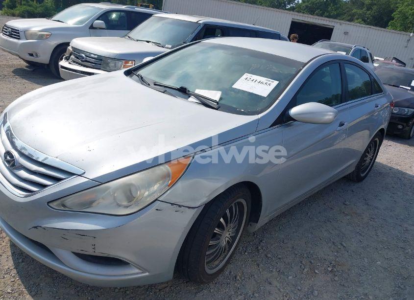 Photo 2 of 2012 Hyundai Sonata GLS (VIN 5NPEB4AC2CH325434)