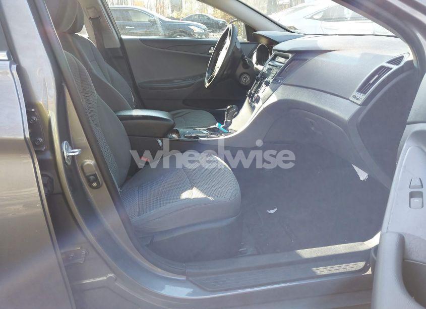 Photo 5 of 2012 Hyundai Sonata GLS (VIN 5NPEB4AC2CH340239)