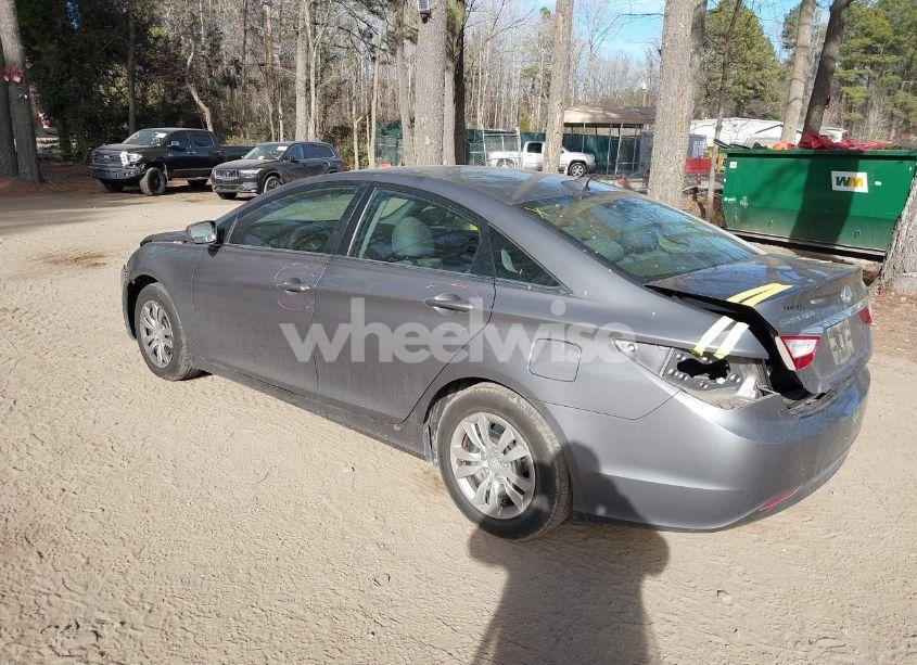 Photo 3 of 2012 Hyundai Sonata GLS (VIN 5NPEB4AC2CH343027)