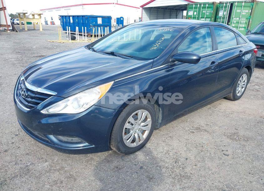 Photo 2 of 2012 Hyundai Sonata GLS (VIN 5NPEB4AC2CH343626)