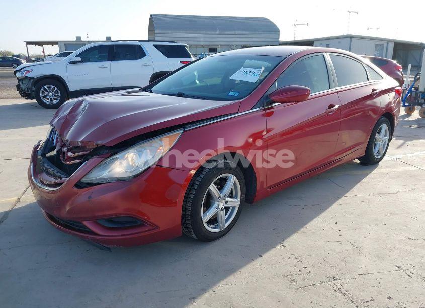 Photo 2 of 2012 Hyundai Sonata GLS (VIN 5NPEB4AC2CH391692)